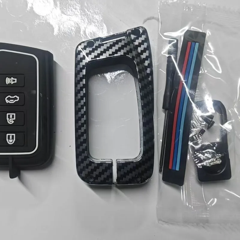 Carbon Fibre Metallic Key Holder with Remote Cover – 4-Button Smart Key with Silicone Insert